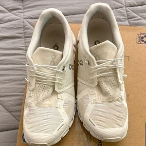 On Running Cloud Men's Sneakers in Cream/Off-White